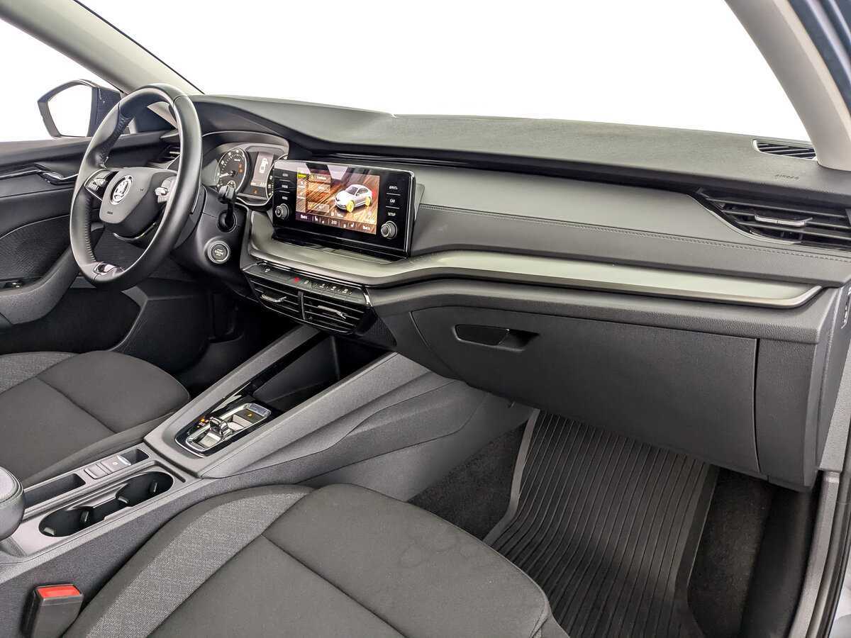 Skoda Octavia, 2021 Фото №9