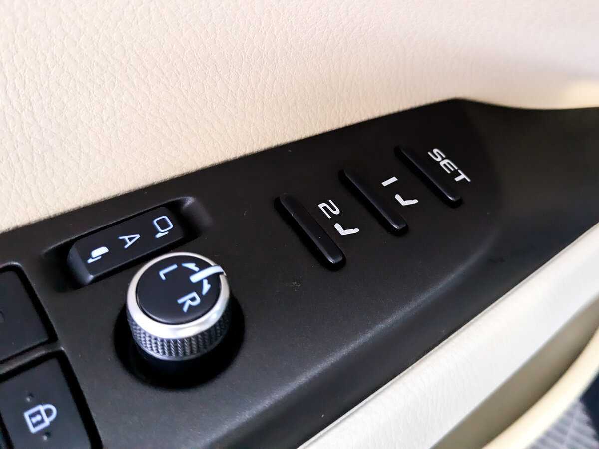 Toyota Camry, 2021 Фото №18