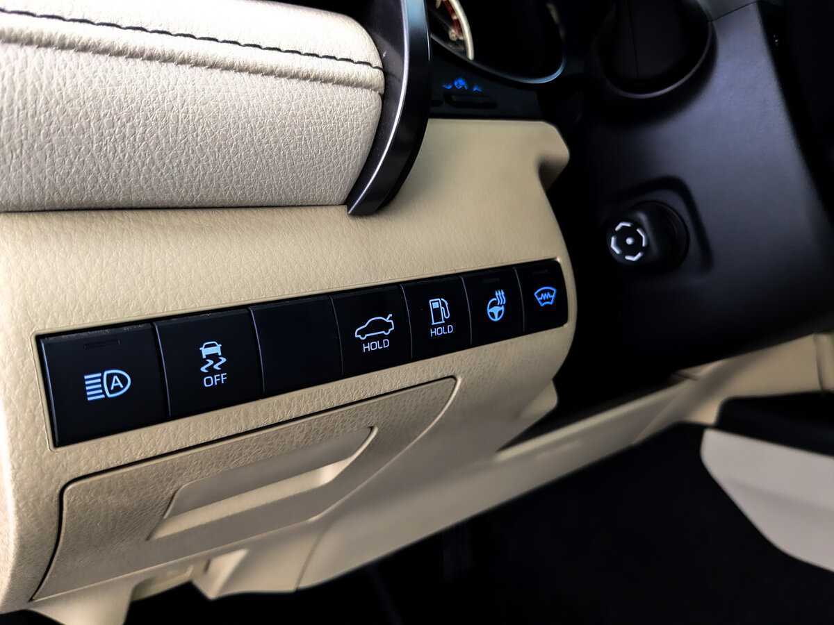 Toyota Camry, 2021 Фото №25