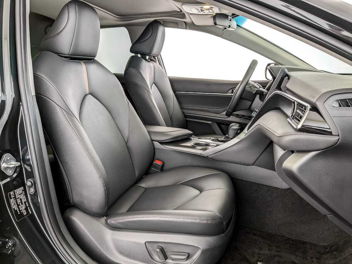 Toyota Camry, 2022 Фото №19