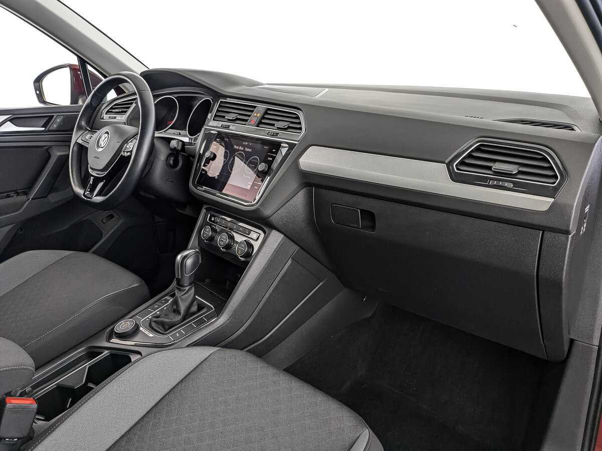 Volkswagen Tiguan, 2020 Фото №9
