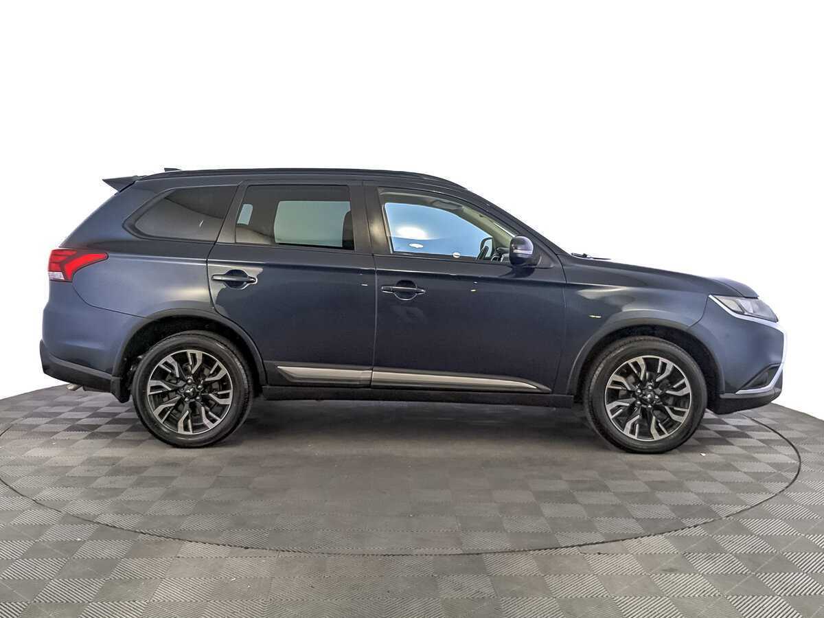 Mitsubishi Outlander, 2021 - 117 277 км. | Фото №4