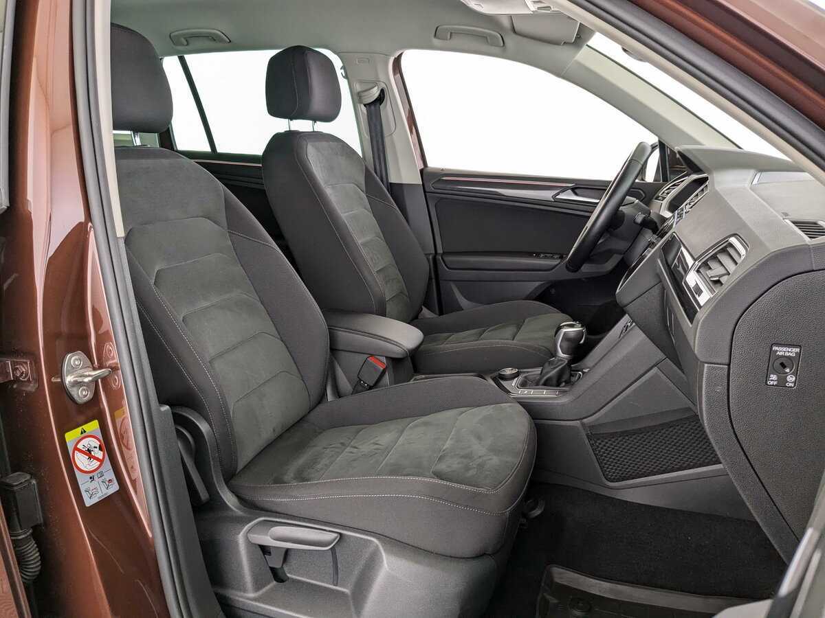 Volkswagen Tiguan, 2021 Фото №15