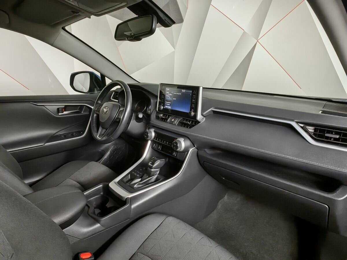 Toyota RAV4, 2021 Фото №9