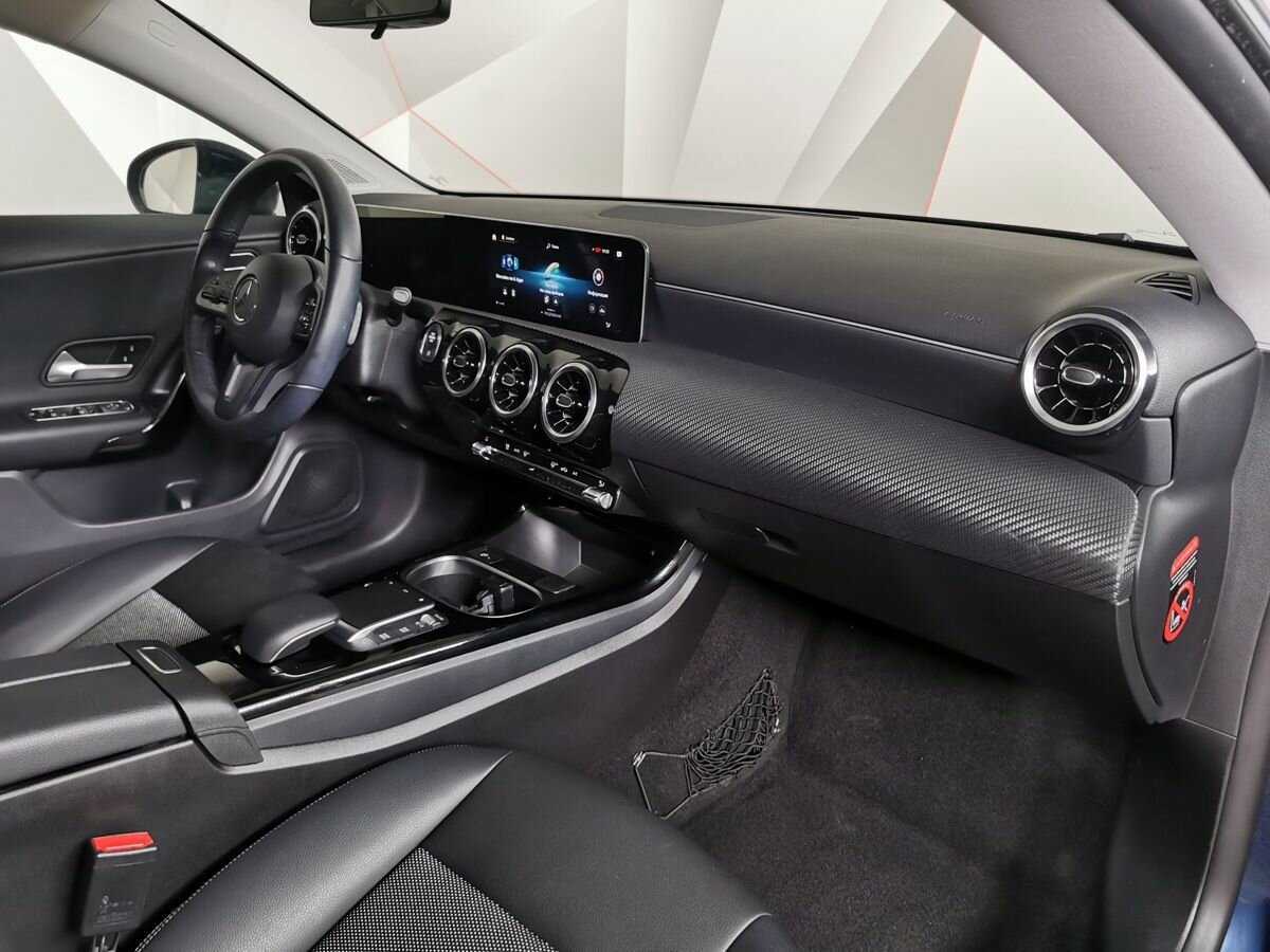 Mercedes-Benz CLA 200, 2020 Фото №9
