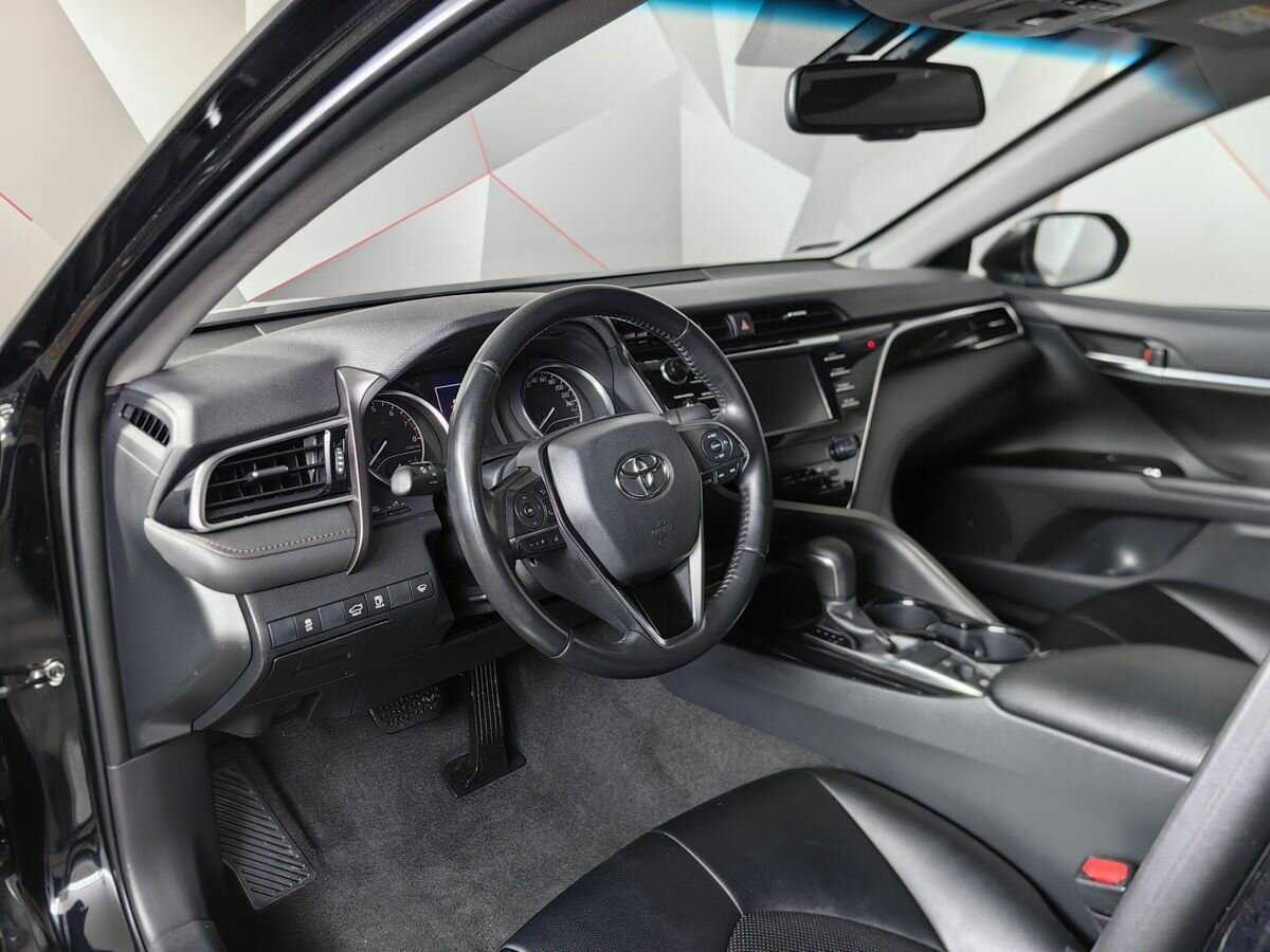 Toyota Camry, 2019 Фото №14