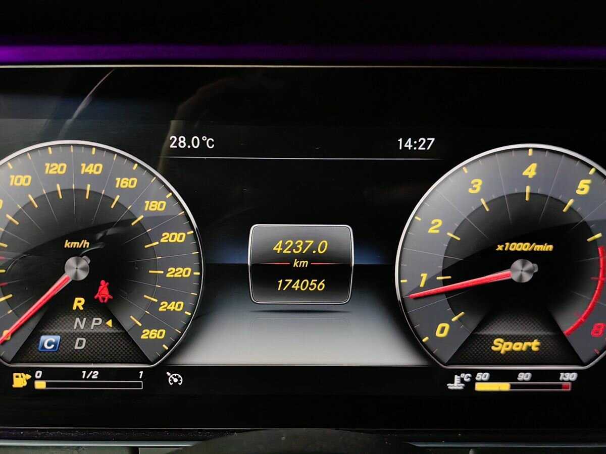 Mercedes-Benz E-Класс 200, 2019 Фото №17