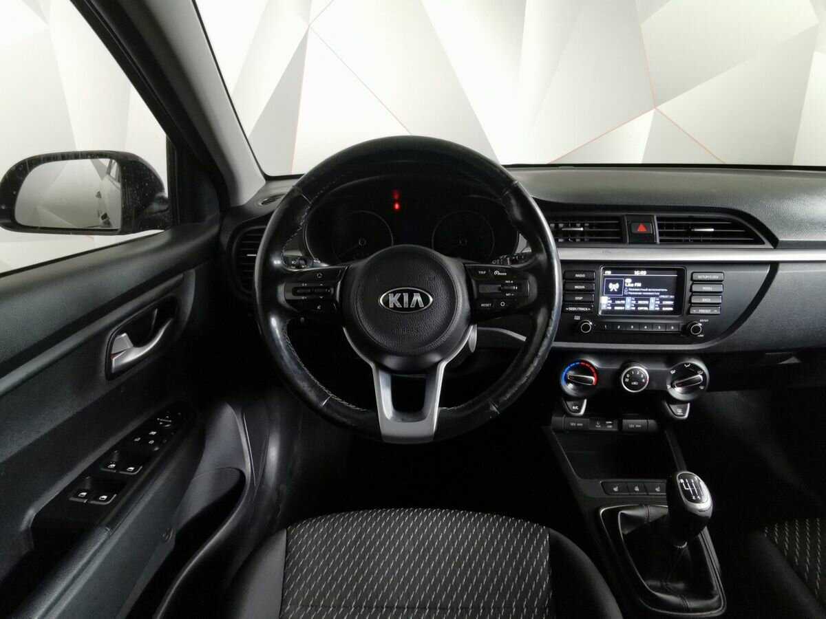 Kia Rio X-Line, 2018 Фото №15