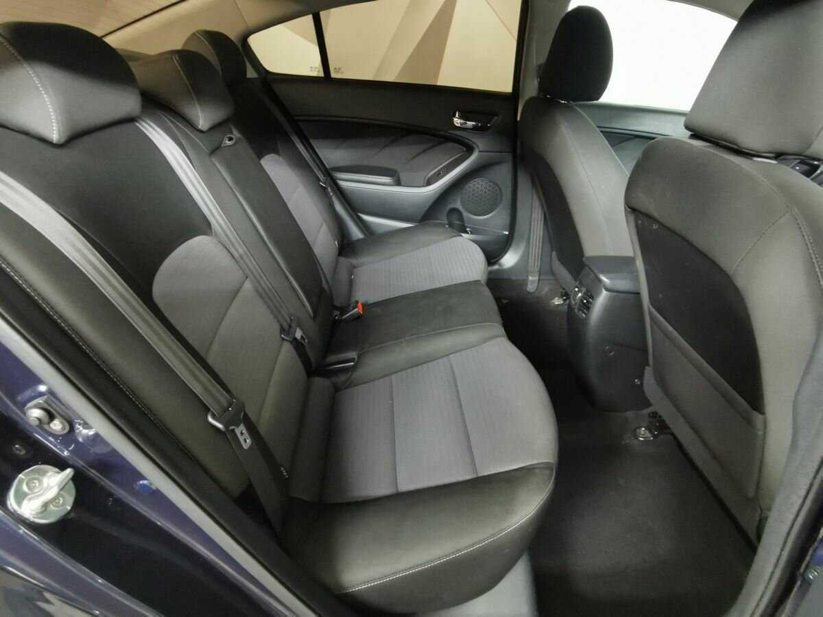Kia Cerato, 2018 Фото №12