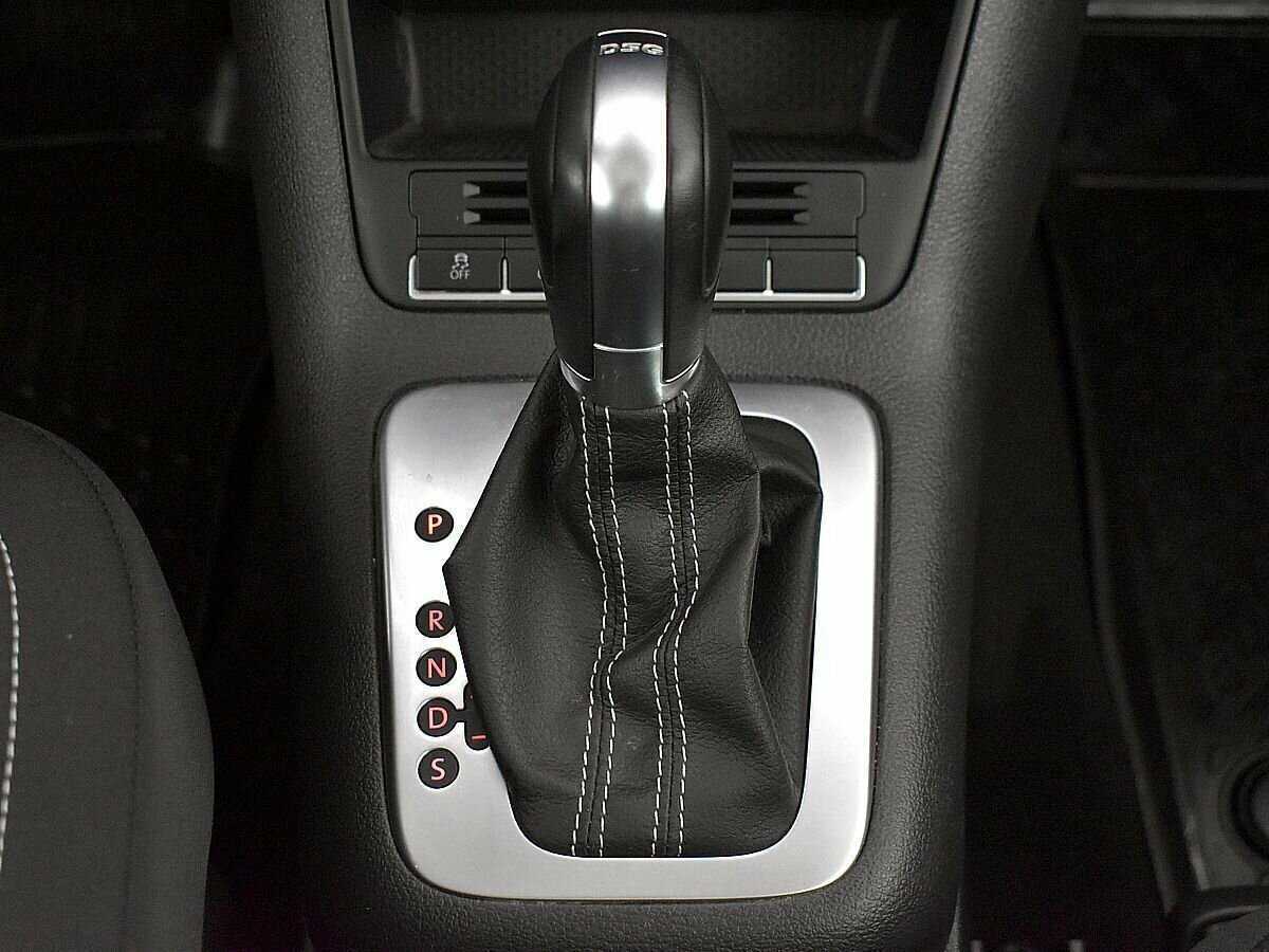 Volkswagen Tiguan, 2016 Фото №15