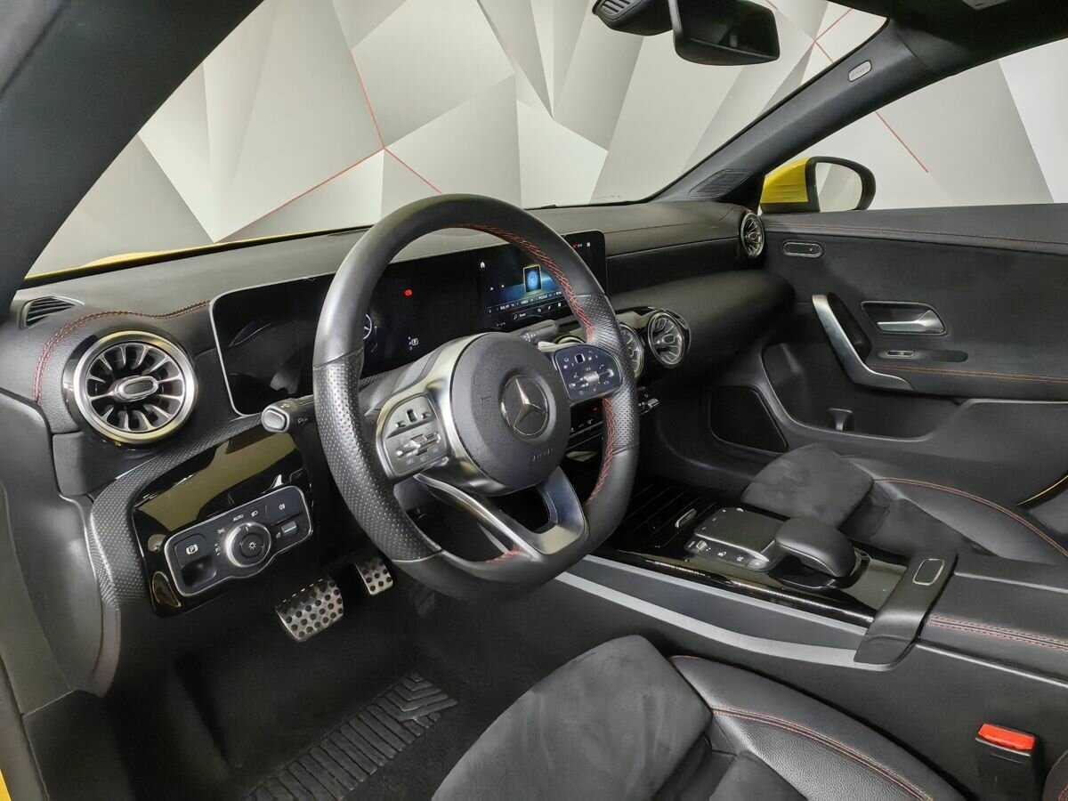 Mercedes-Benz CLA 200, 2020 Фото №13