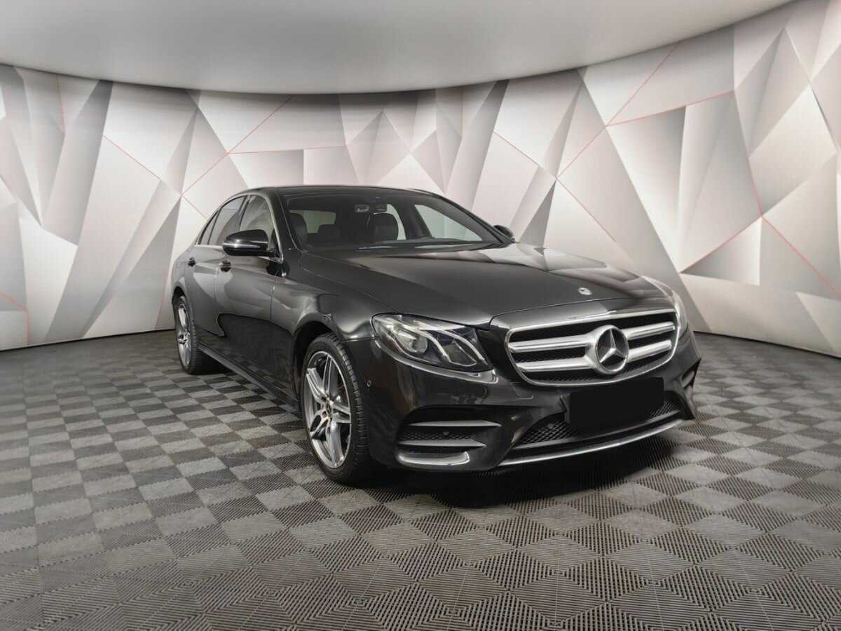 Mercedes-Benz E-Класс 220 d, 2019 - 153 833 км. | Фото №3