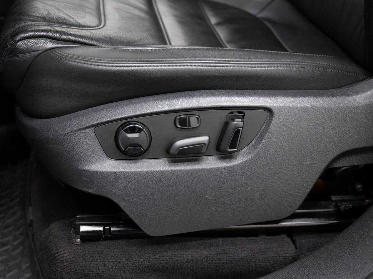 Volkswagen Touareg, 2015 Фото №16