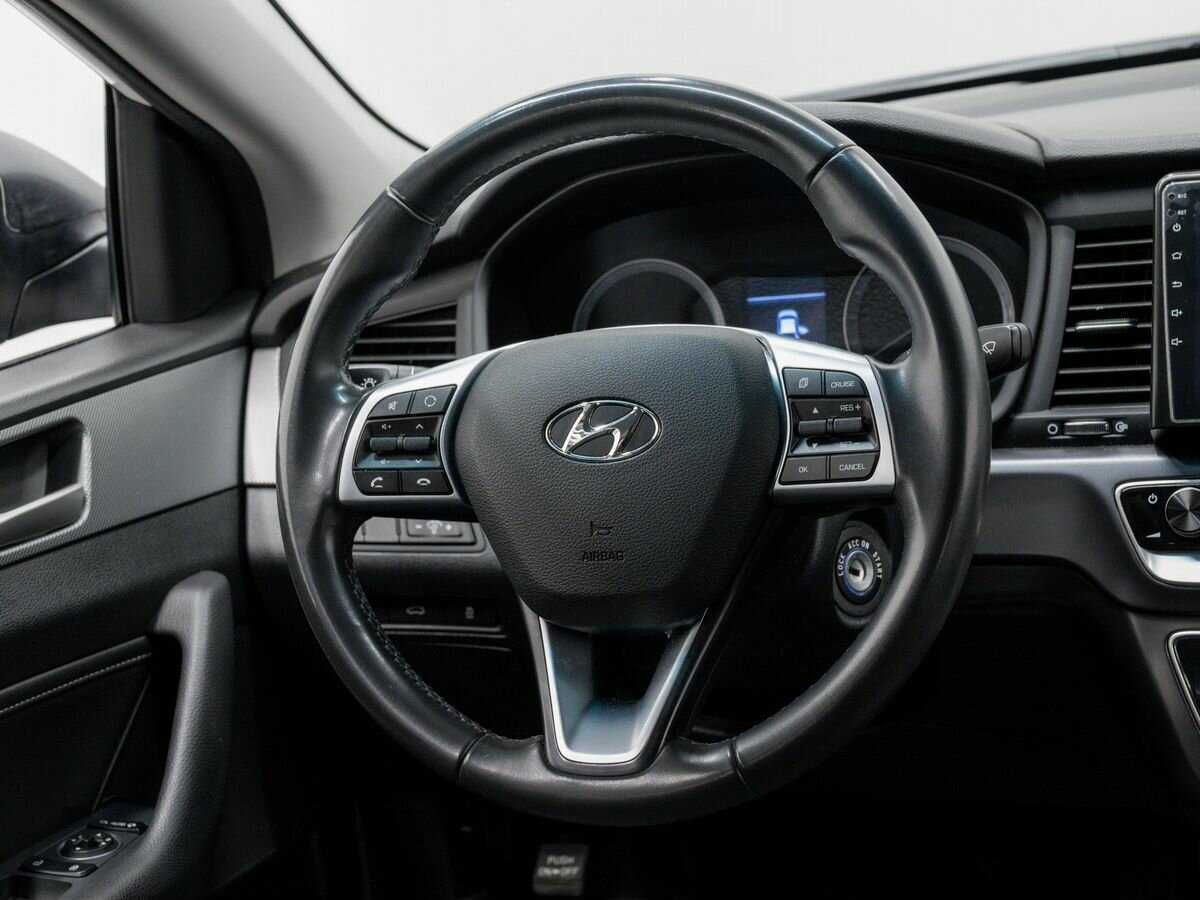 Hyundai Sonata, 2019 Фото №11