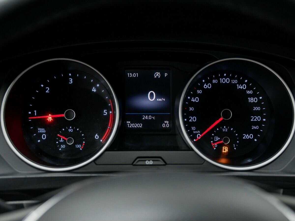 Volkswagen Tiguan, 2018 Фото №24