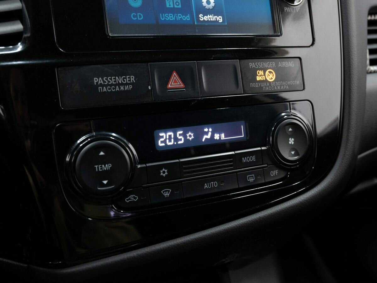 Mitsubishi Outlander, 2014 Фото №18