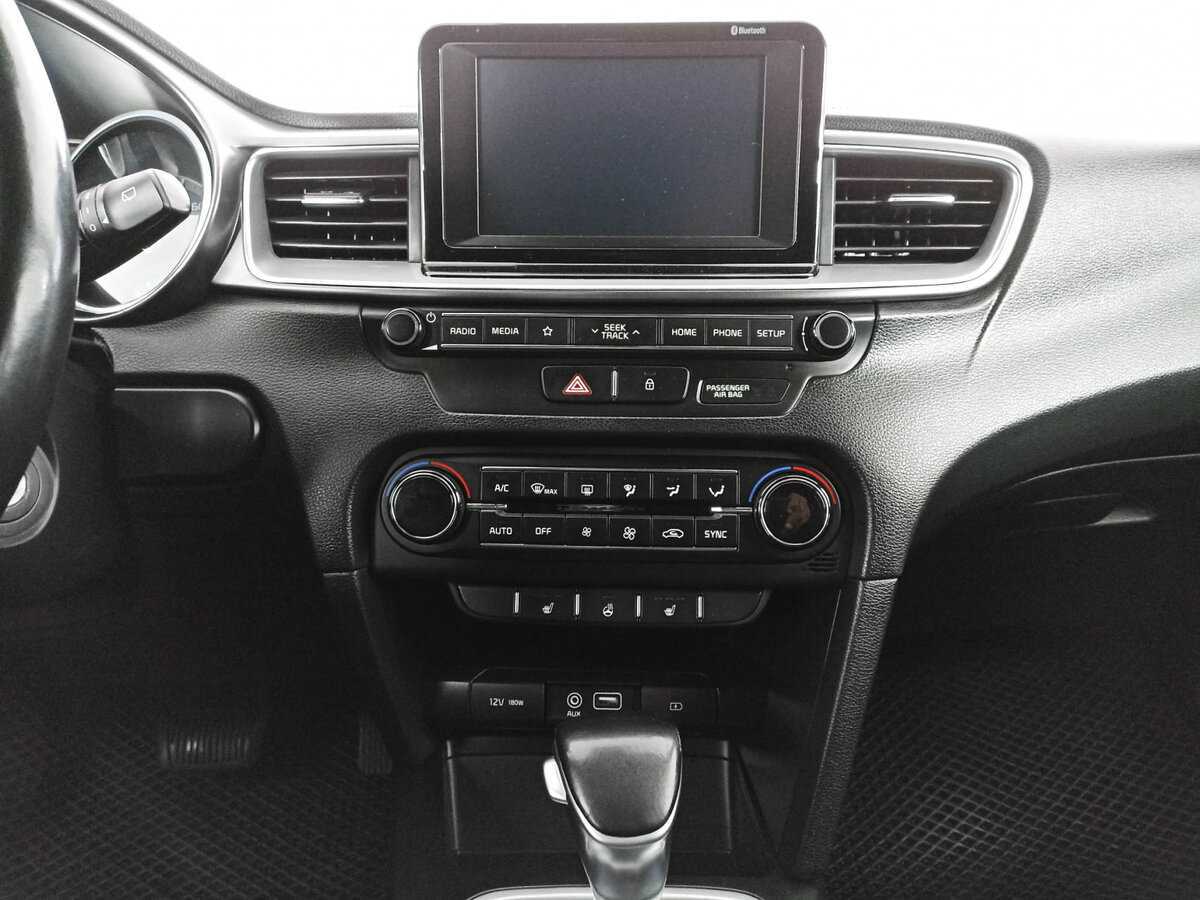 Kia Ceed, 2018 Фото №13