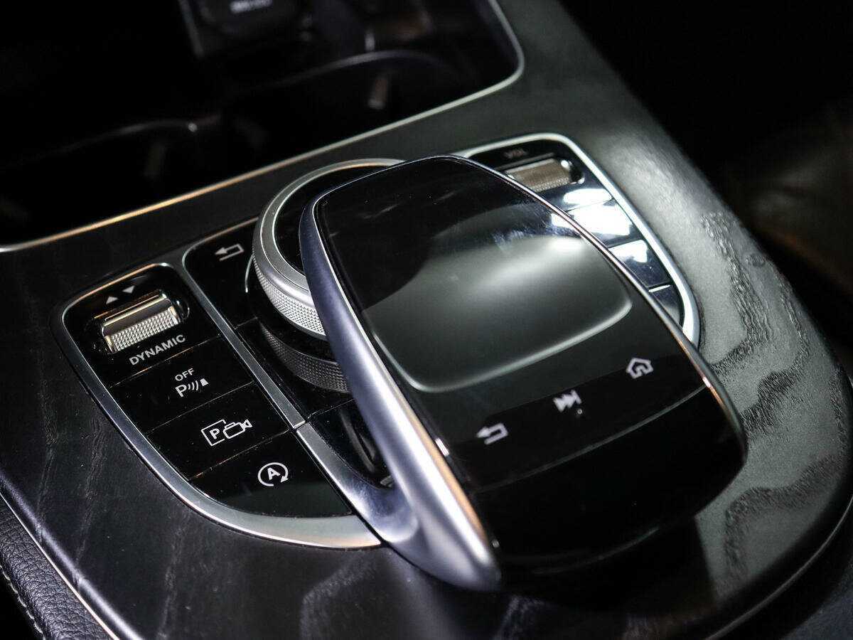 Mercedes-Benz E-Класс 200, 2018 Фото №17