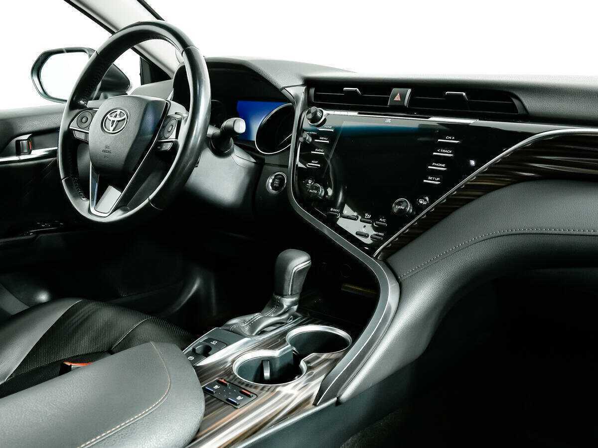 Toyota Camry, 2020 Фото №9