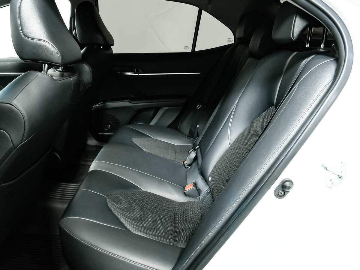 Toyota Camry, 2021 Фото №12