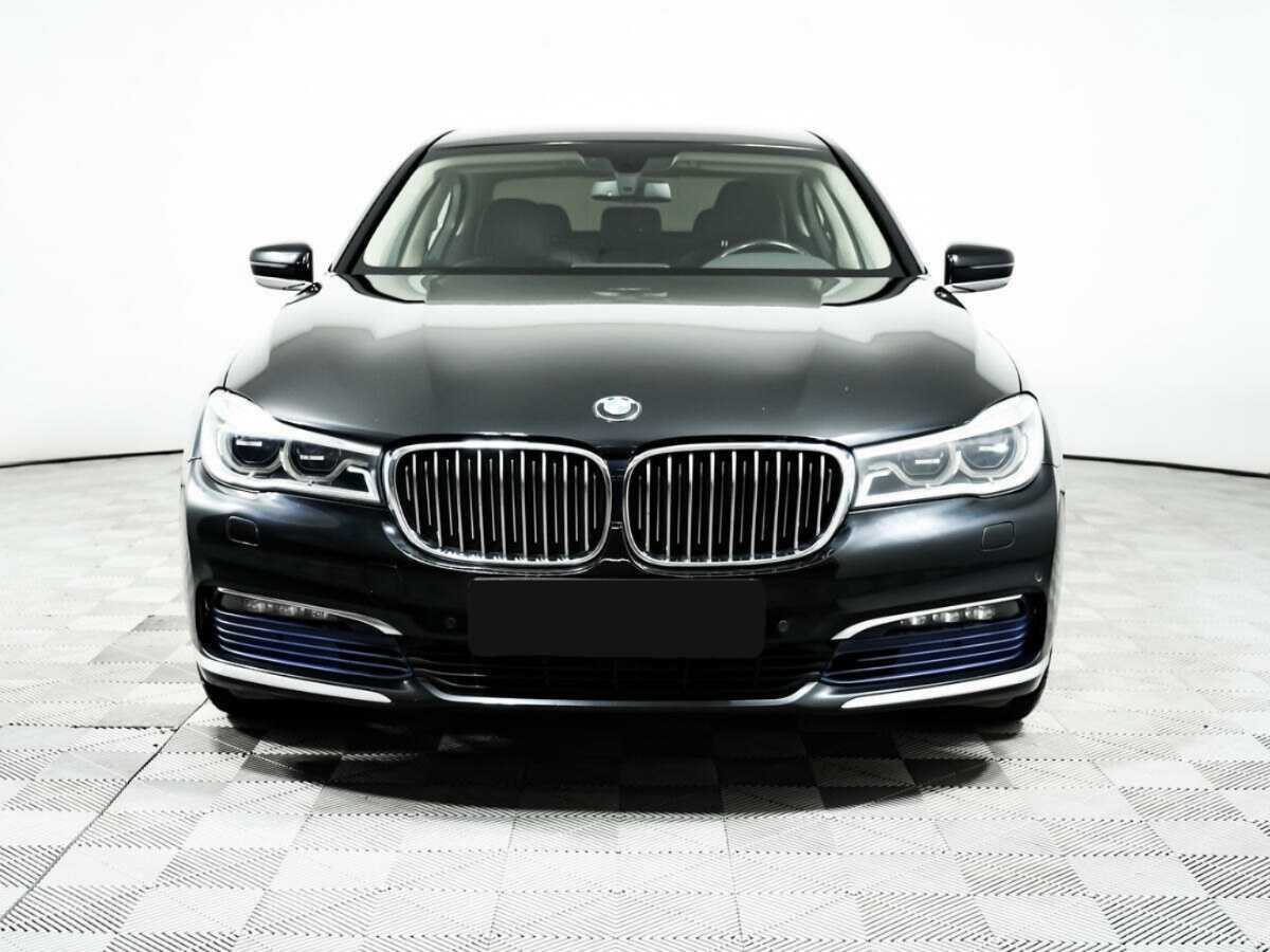 BMW 7 серии 730i, 2016 - 127 437 км. | Фото №2