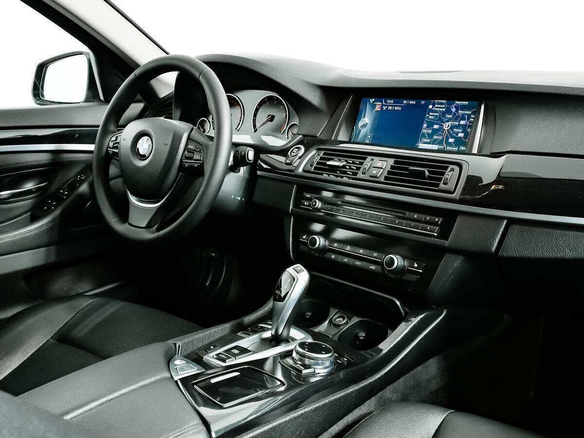 BMW 5 серии 520i, 2014 Фото №8