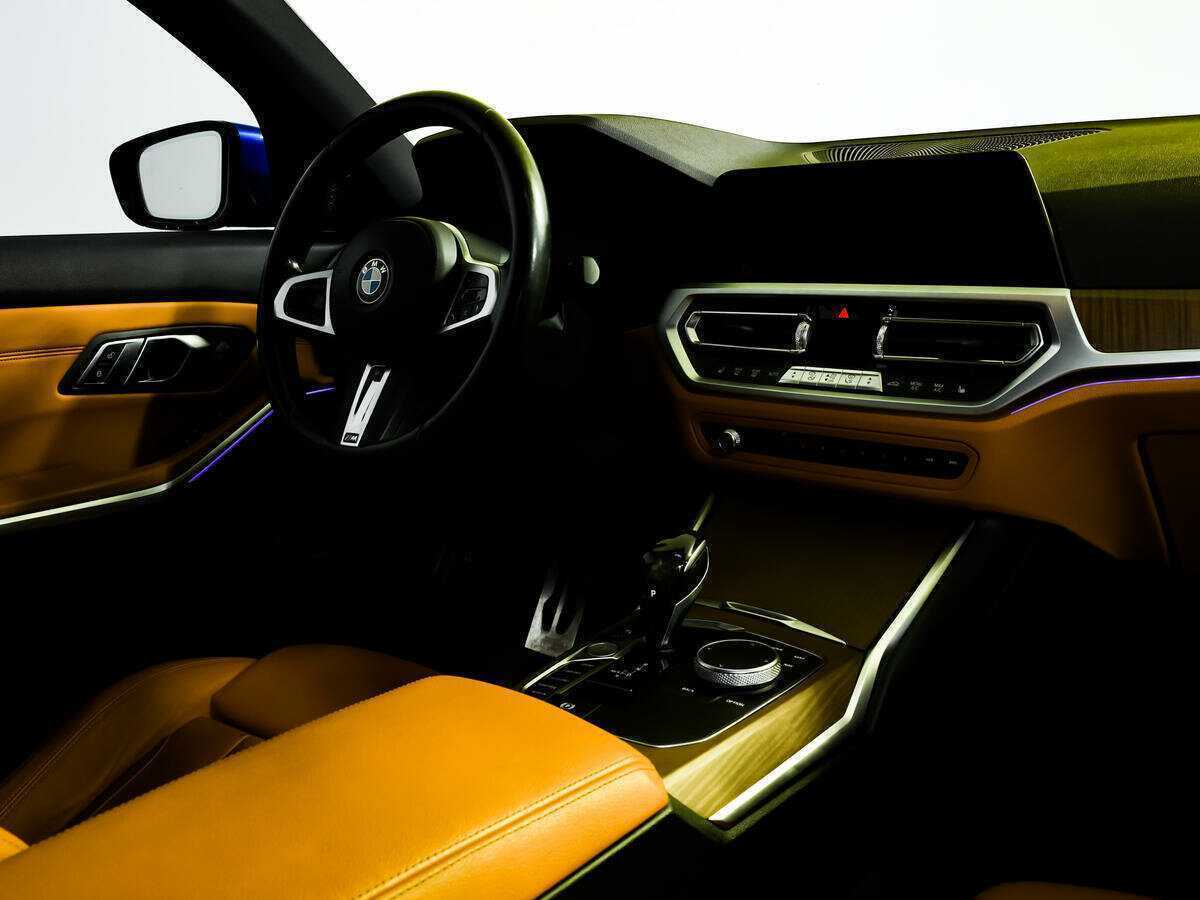 BMW 3 серии 320d xDrive, 2019 Фото №9