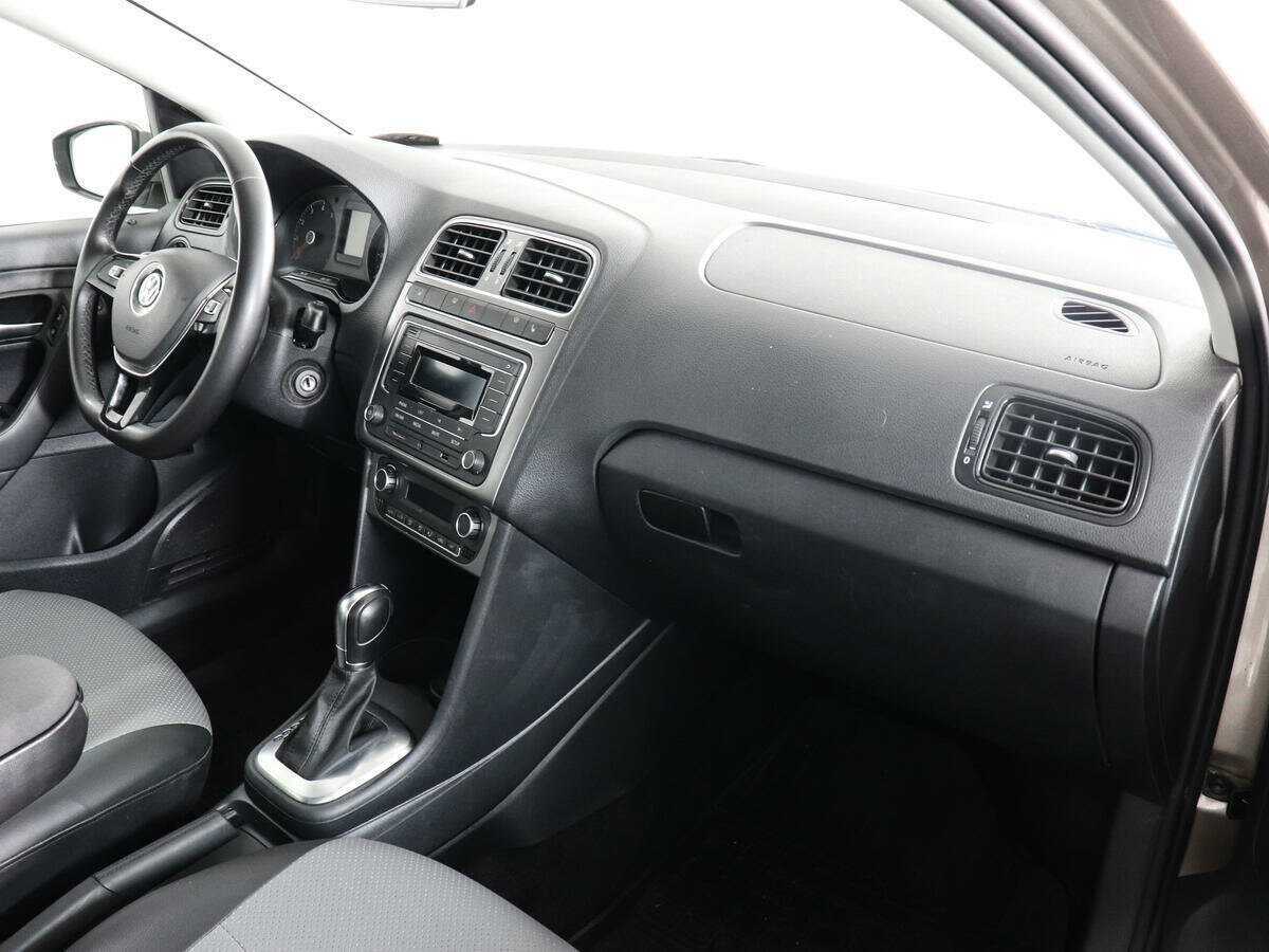 Volkswagen Polo, 2019 Фото №10