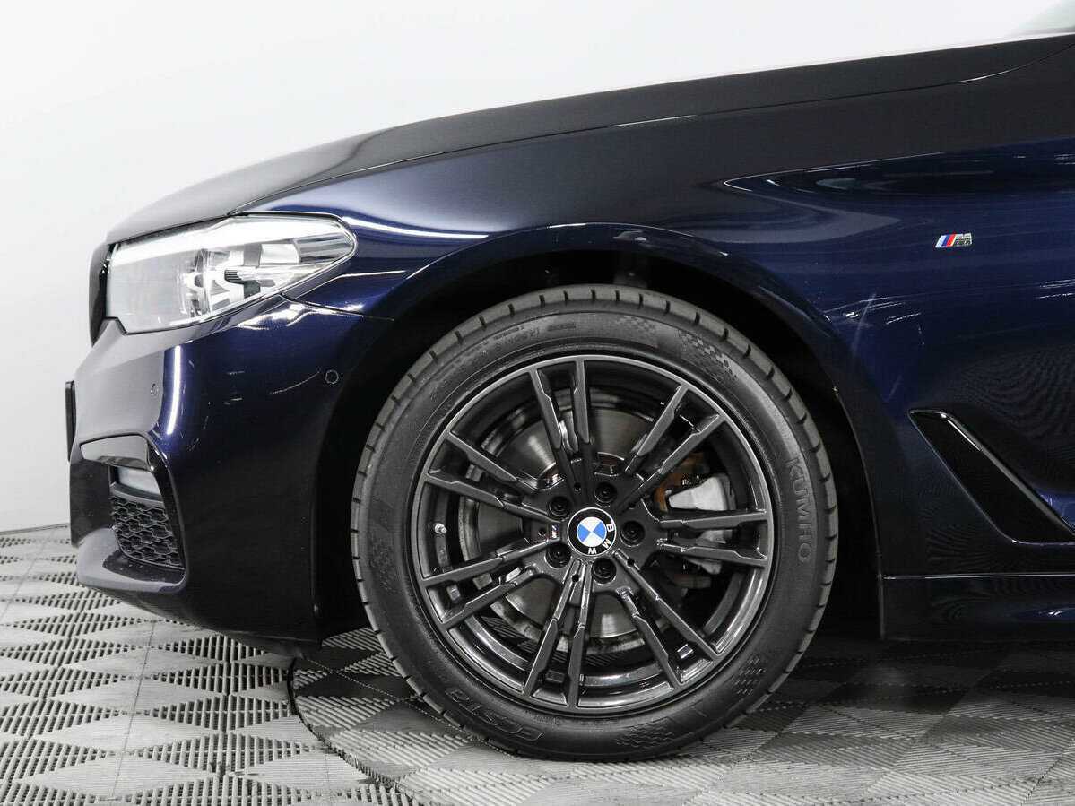 BMW 5 серии 520d xDrive, 2019 Фото №9