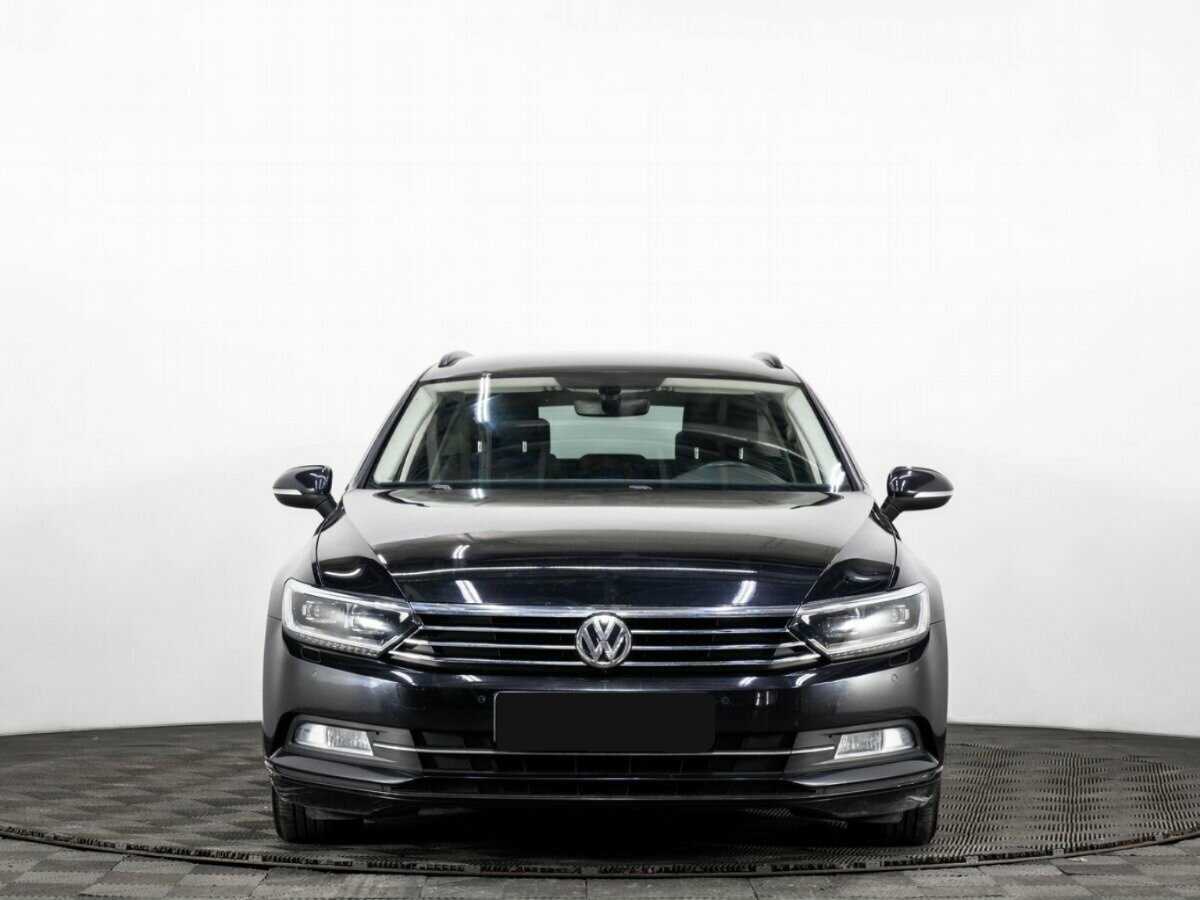 Volkswagen Passat, 2018 Фото №2