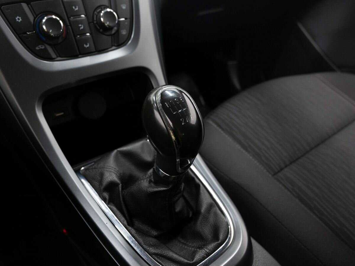 Opel Astra GTC, 2012 Фото №21