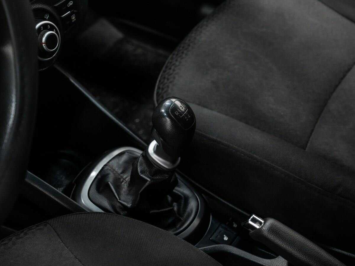 Kia Rio 5-speed, 2012 Фото №18