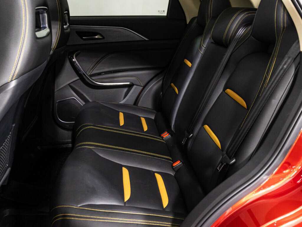 FAW Bestune T77, 2023 Фото №10