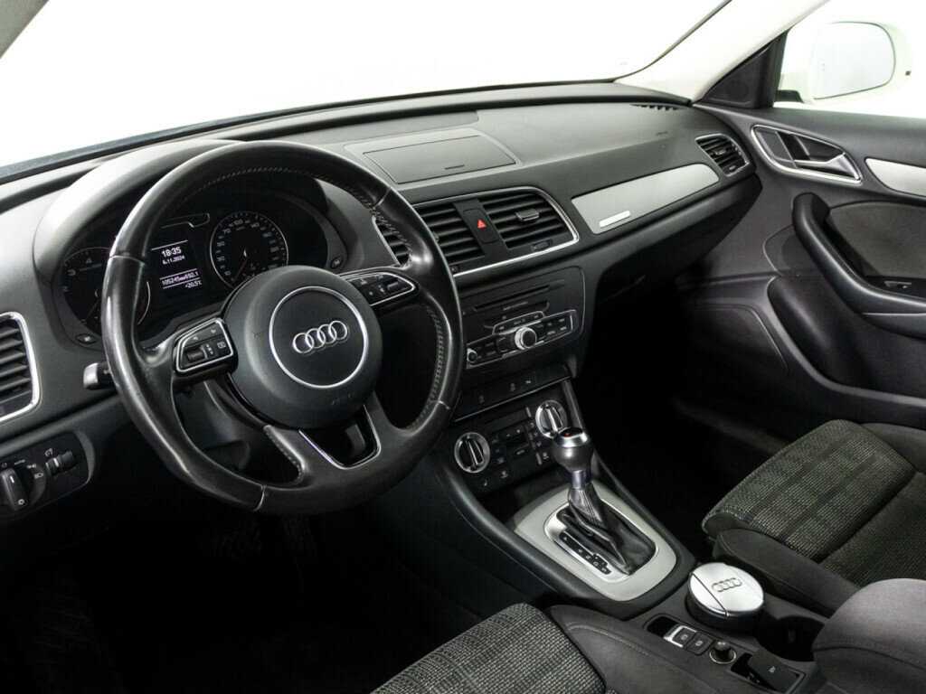 Audi Q3, 2012 Фото №11