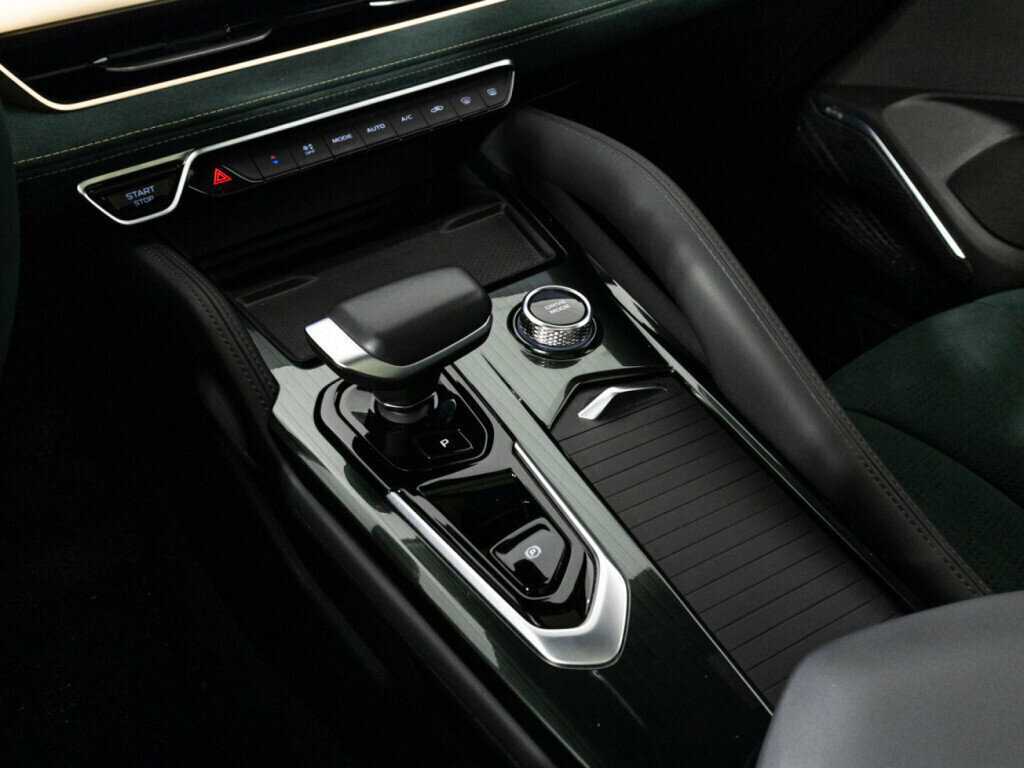 Geely Monjaro, 2023 Фото №16