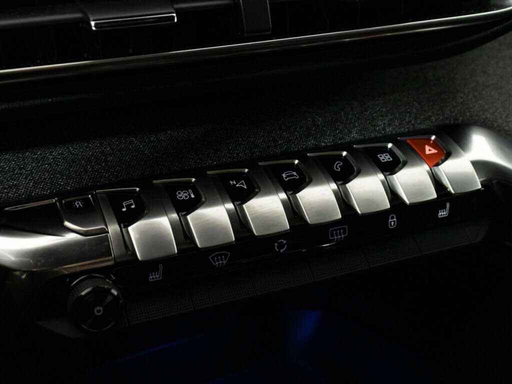 Peugeot 3008, 2017 Фото №20