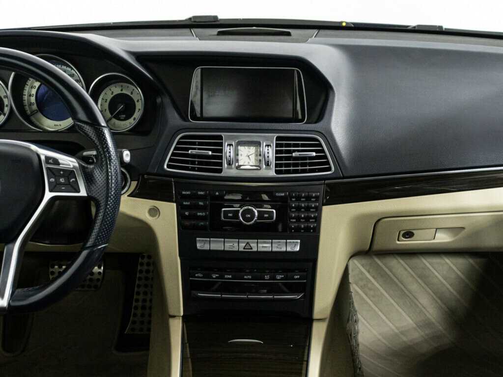 Mercedes-Benz E-Класс 200, 2015 Фото №14