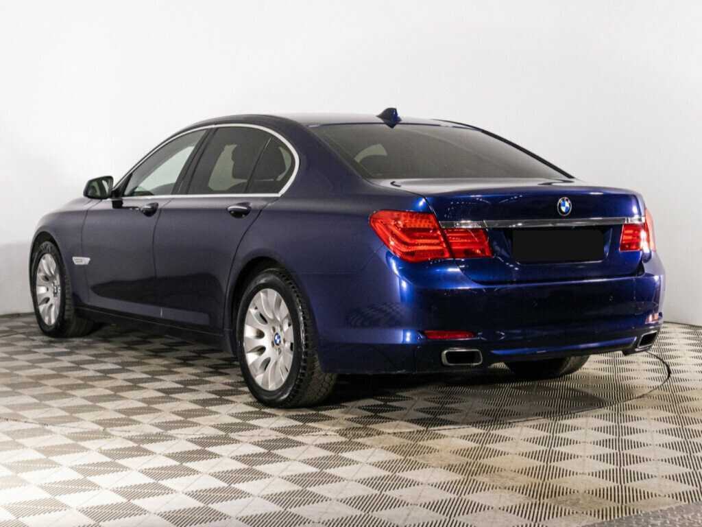 BMW 7 серии 740i, 2012 Фото №7