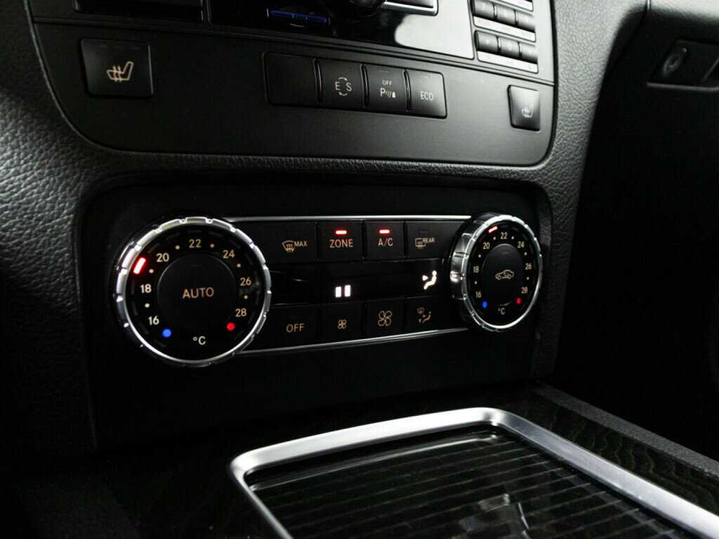 Mercedes-Benz GLK-Класс 300, 2015 Фото №18