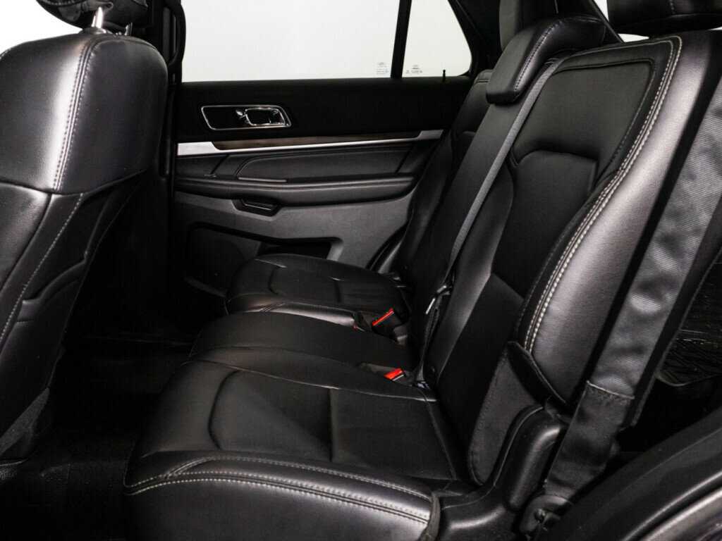 Ford Explorer, 2018 Фото №10