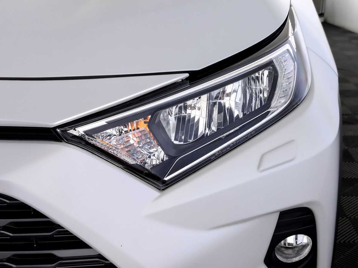 Toyota RAV4, 2021 Фото №17