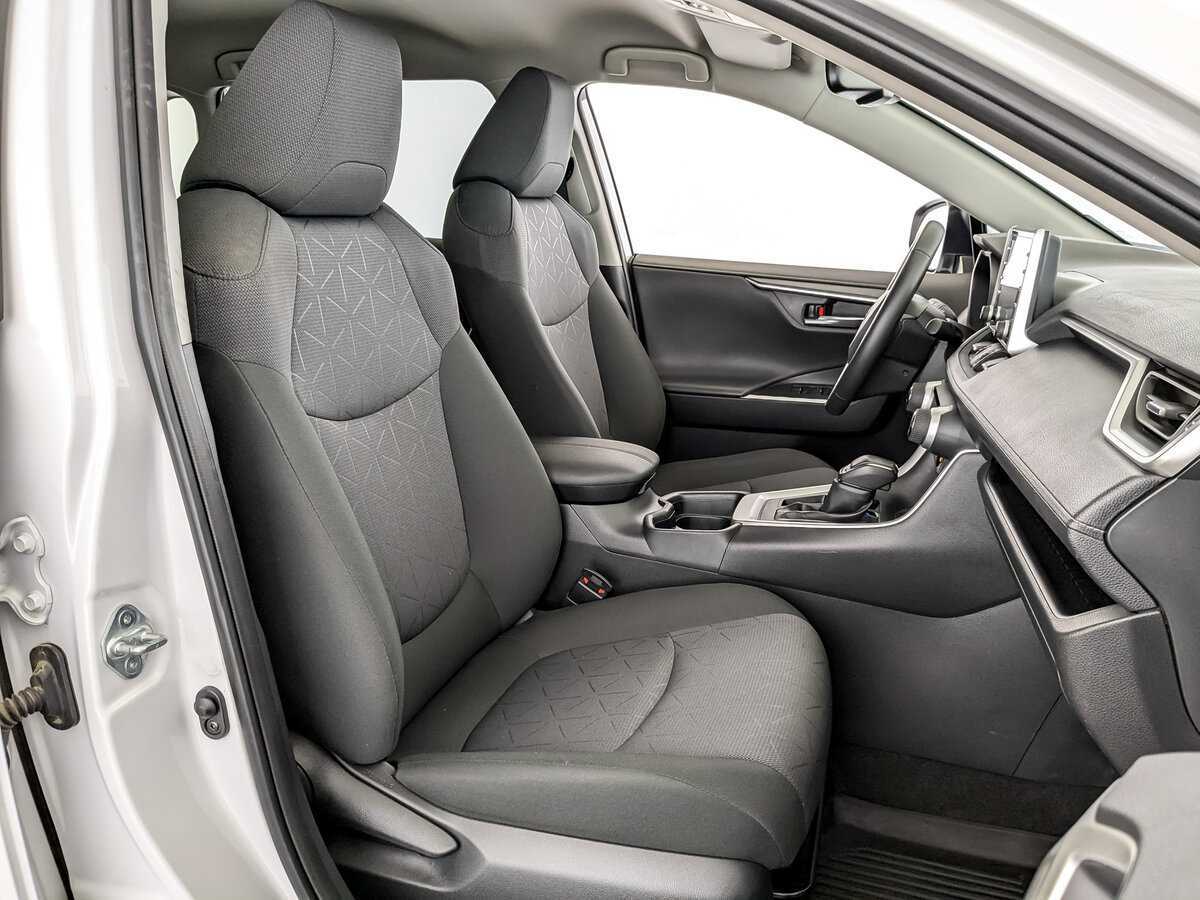 Toyota RAV4, 2021 Фото №23