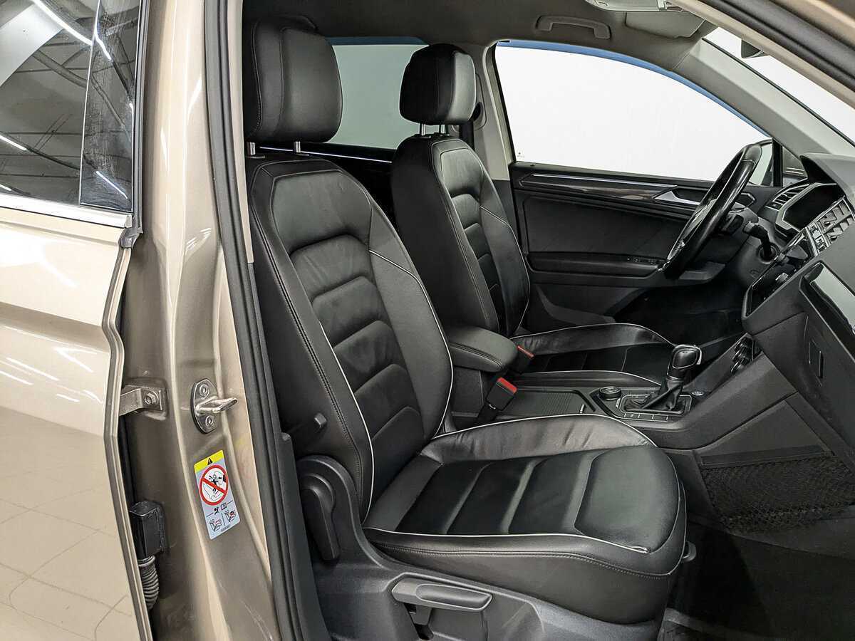Volkswagen Tiguan, 2018 Фото №23