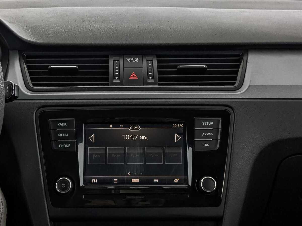 Skoda Rapid, 2017 Фото №16