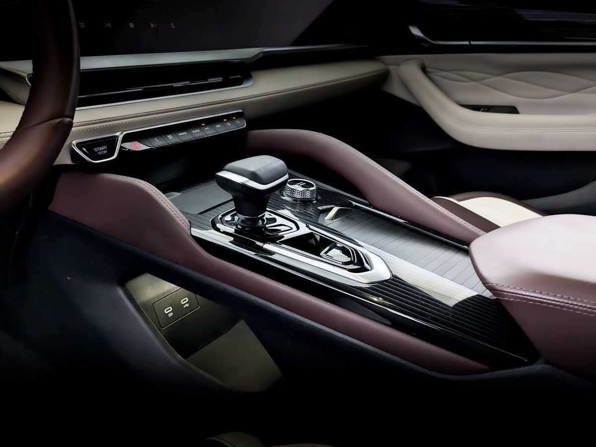 Geely Monjaro, 2023 Фото №29