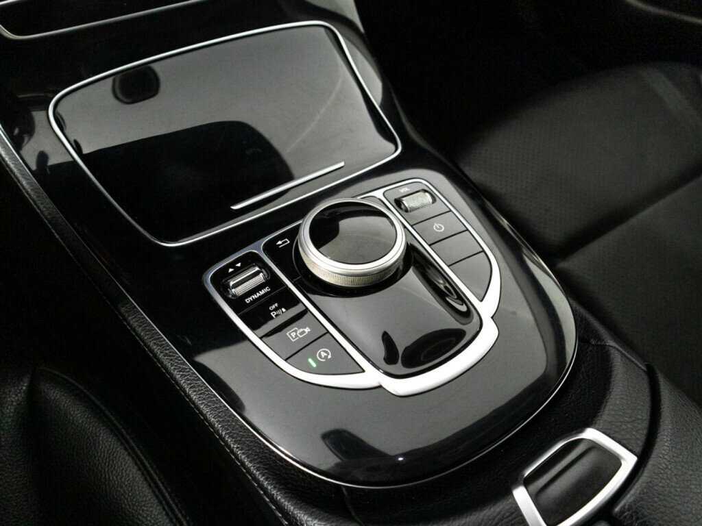 Mercedes-Benz E-Класс 200 d, 2019 Фото №18