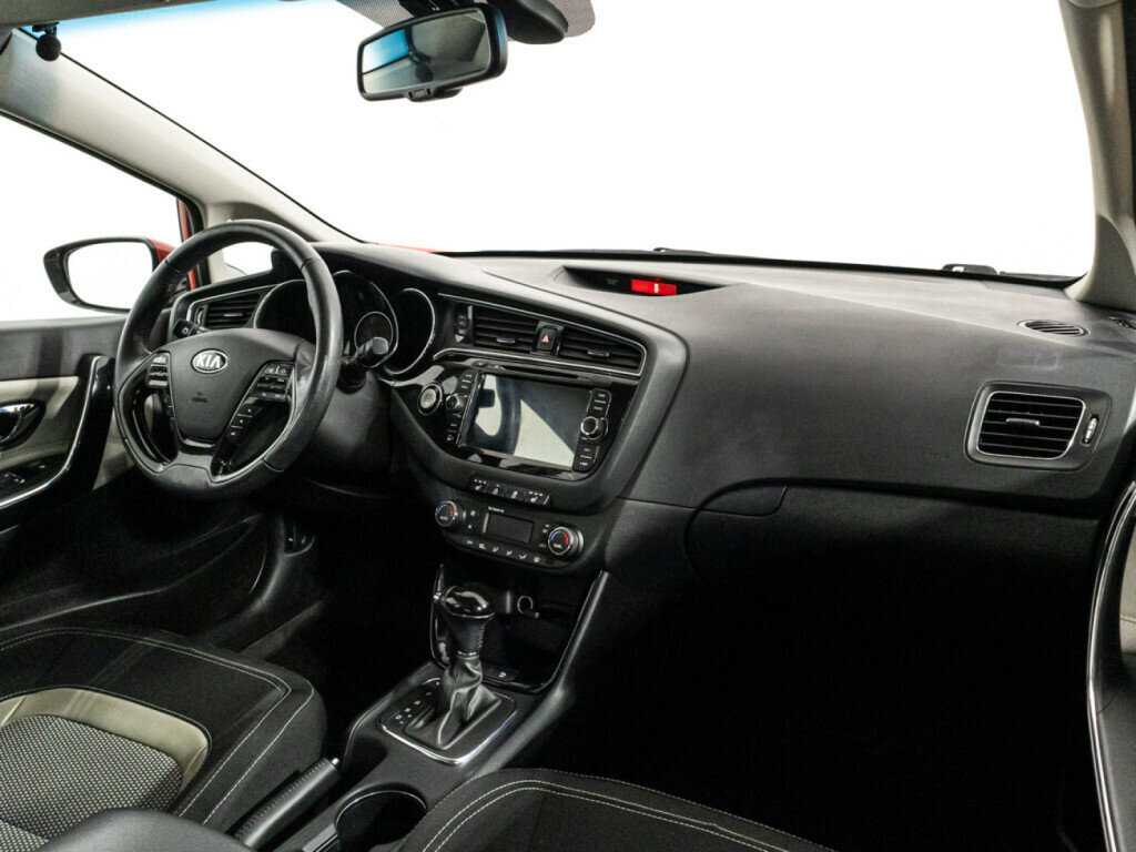 Kia Ceed, 2015 Фото №9