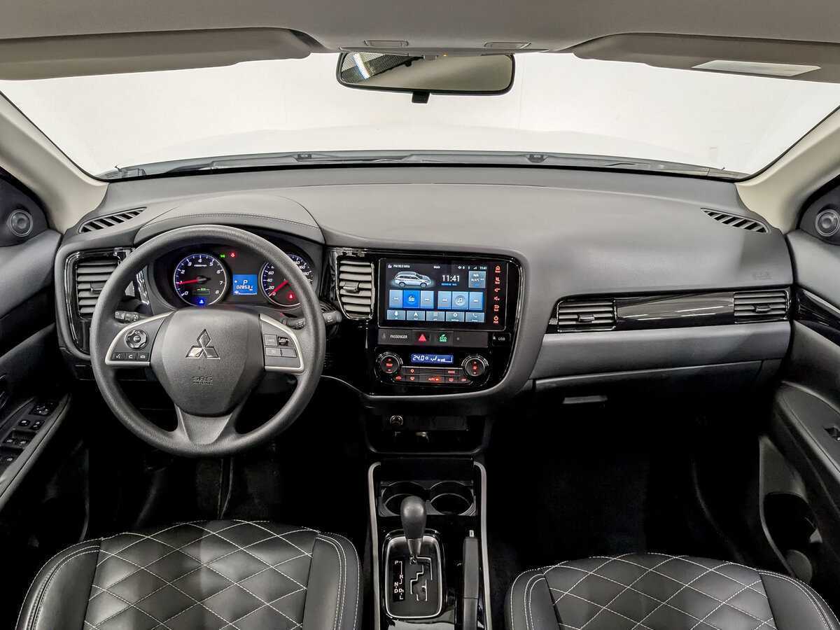 Mitsubishi Outlander, 2022 Фото №14