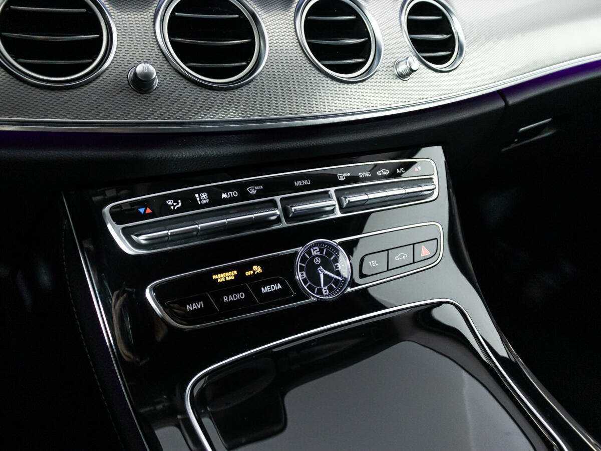 Mercedes-Benz E-Класс 220 d, 2017 Фото №16