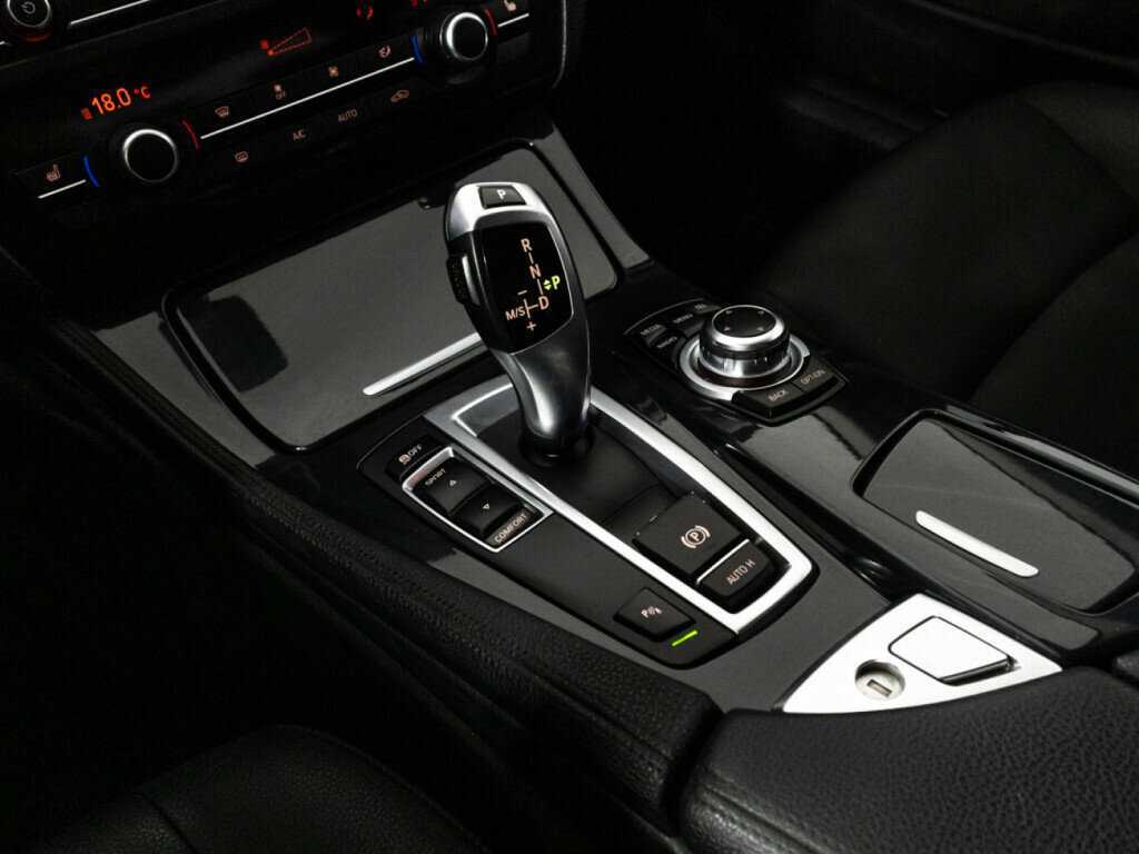 BMW 5 серии 520d, 2013 Фото №15